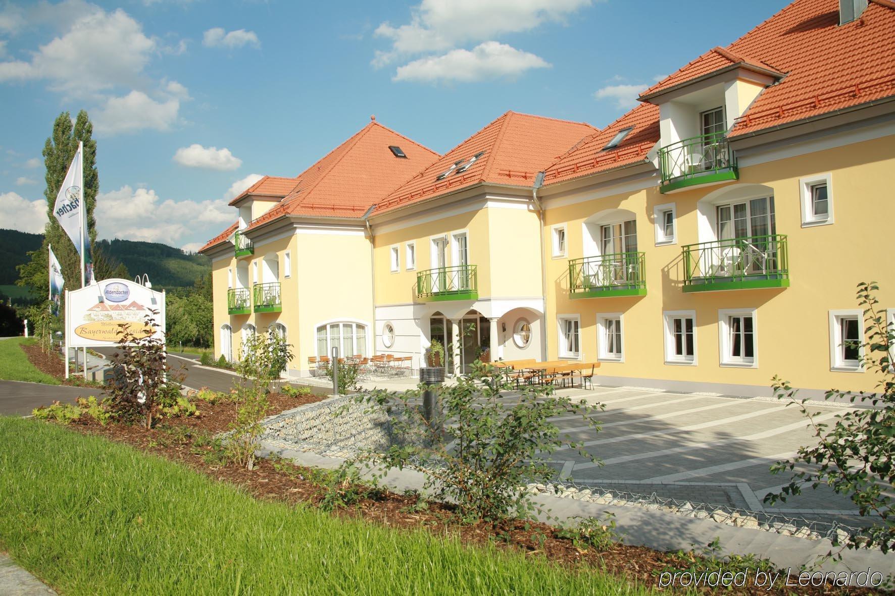 Akzent Hotel Bayerwald-Residenz Neukirchen  Exterior photo